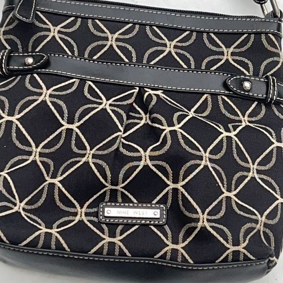 Nine West black canvas purse - Picture 3 of 6